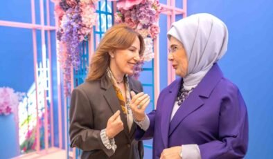 Başkan Esin Güral Argat, Cemre Çarşısı açılışında Kütahya’yı temsil etti