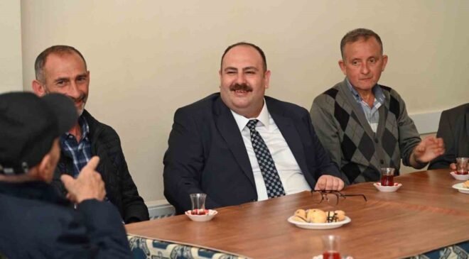 Başkan Hamamcı Yenice Mahallesi’nde incelemeler yaptı, talepleri yerinde dinledi