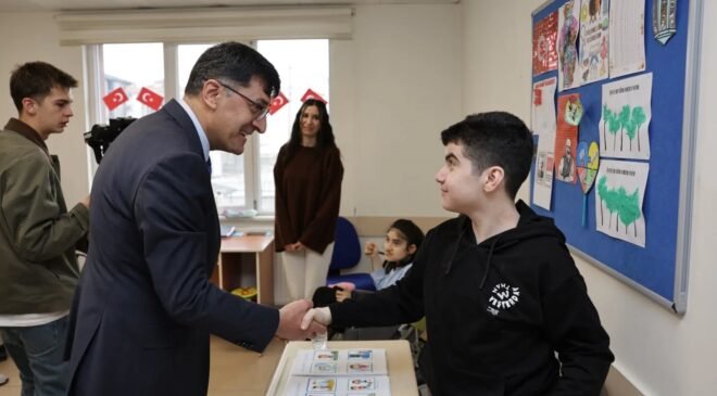 Başkan Kahveci: “Her türlü engeli sevgi ve anlayışla aşacağız”