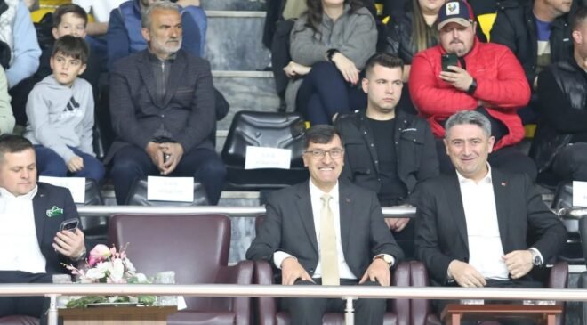 Başkan Kahveci’den deplasmanda Kütahya Belediyespor’a destek