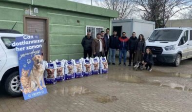 Beş yılda beş ilde 30 tonun üzerinde mama bağışı yapıldı