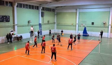 Beylikova’da Kurumlar Arası Voleybol Turnuvası heyecanı