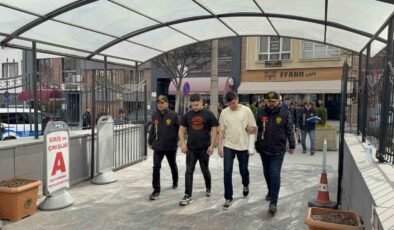 Bıçaklı kavgaya karışan 10 şüpheli adliyeye sevk edildi