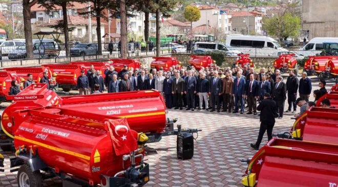 Bilecik’te 31 adet yangın söndürme tankeri köylere dağıtıldı