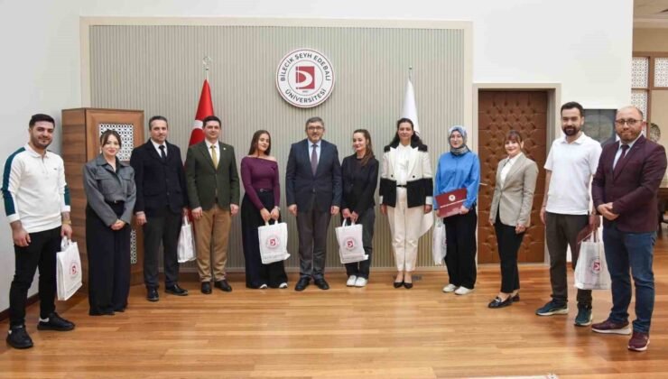 BŞEÜ’de 62. Kütüphane Haftası töreninde ödüller sahiplerini buldu