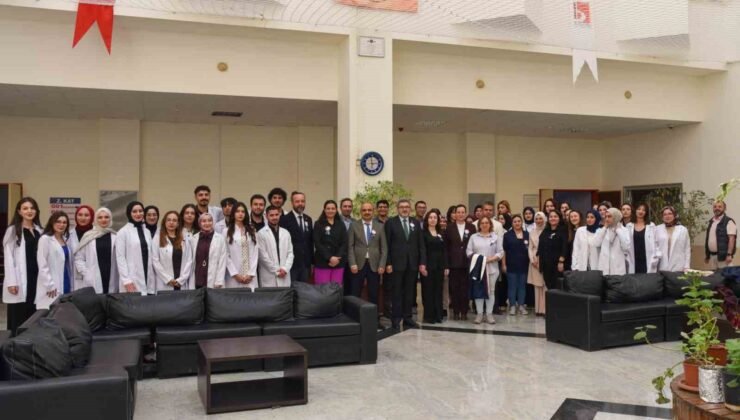 BŞEÜ’de Beyaz Önlük Giyme Töreni coşkuyla gerçekleşti