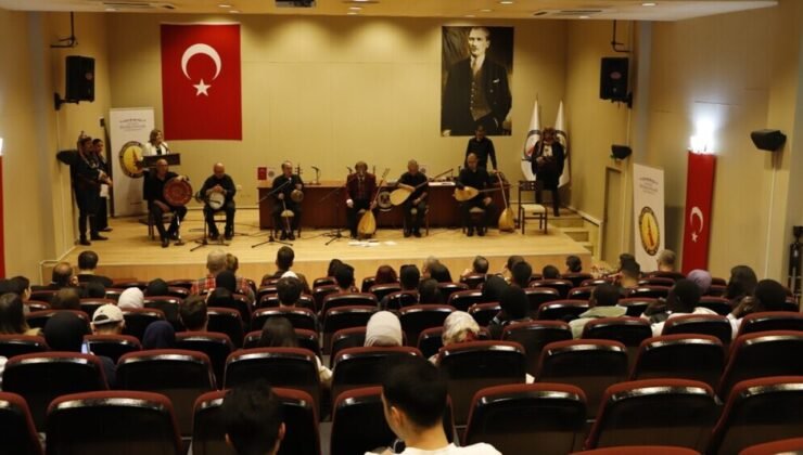 DPÜ’de Kütahya türküleri ve halk oyunları rüzgârı