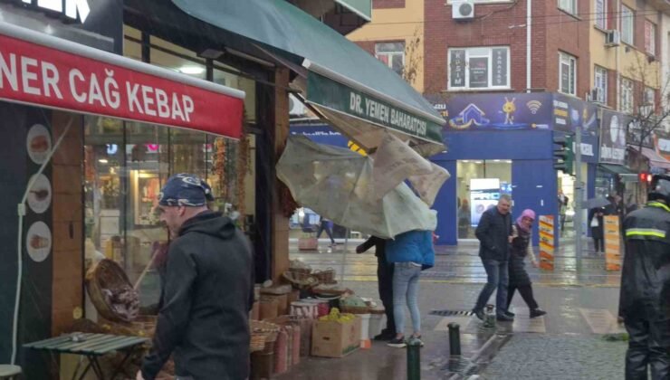 Eskişehir’de şiddetli fırtına ve yağış
