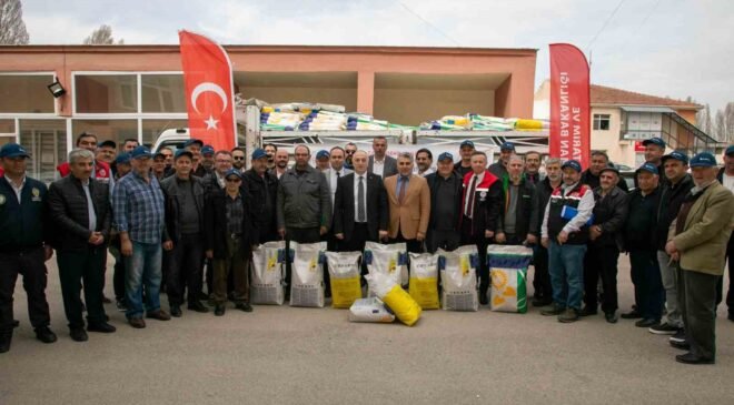 Eskişehir’de üreticilere hise destekli yağlık ayçiçeği tohumu