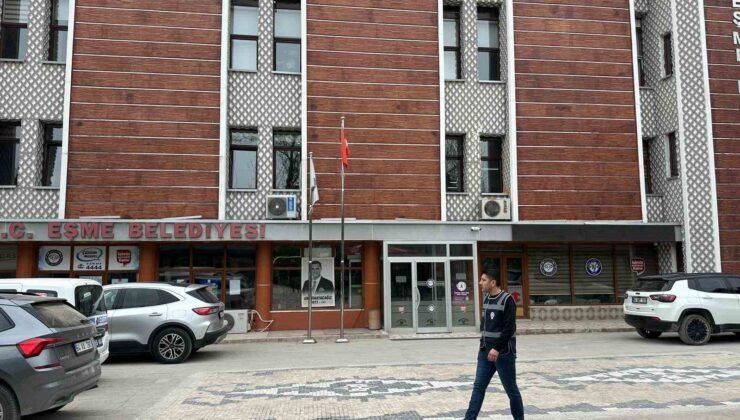 Eşme Belediyesi’ne yönelik ‘irtikap’ soruşturması kapsamında Başkan Tozan, eşi ve 3 şüpheli gözaltına alındı