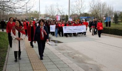 ESOGÜ’de otizm farkındalığı için güç birliği: Kampüste anlamlı yürüyüş