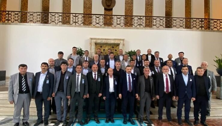 Gedizli muhtarlar Gazi Meclis’te