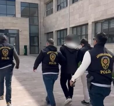 Hırsızlık suçundan 25 yıl hapis cezasıyla aranan şahıs yakalandı