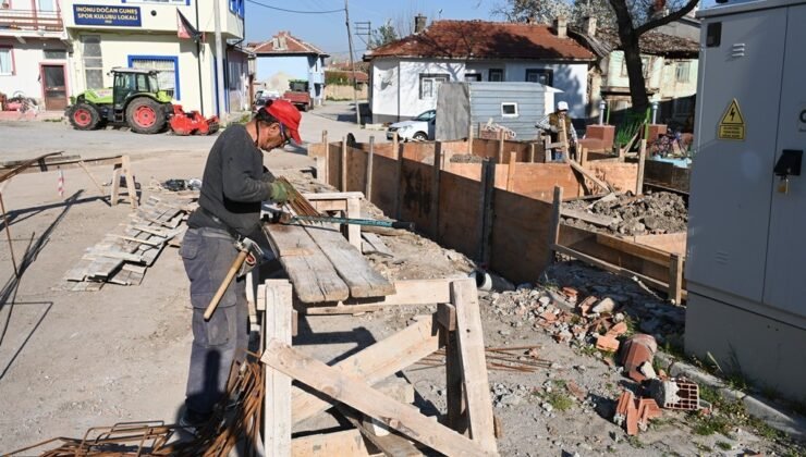 İnönü’de inşaat ve çevre düzenleme çalışmaları
