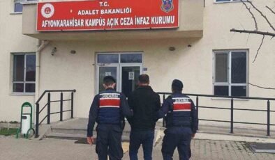 Jandarma çeşitli suçlardan aranan 45 kişiyi yakaladı