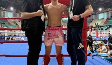 Kickboks Türkiye Şampiyonası’nda Afyonkarahisarlı sporculardan önemli başarı