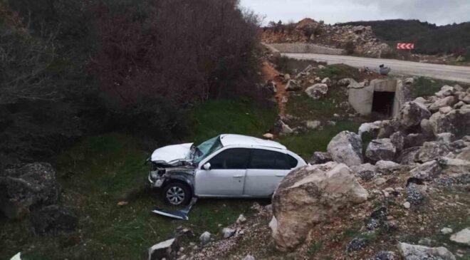 Kontrolden çıkan otomobil şarampole uçtu, sürücüsü yaralandı