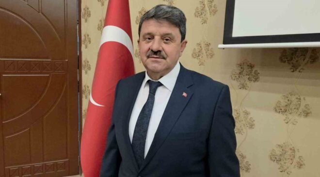 Kütahya İl Genel Meclisi Başkanı Muammer Özcura yeniden seçildi