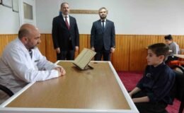 Kütahya’da 11 yaşındaki Ömer Sabri 8 ayda hafız oldu