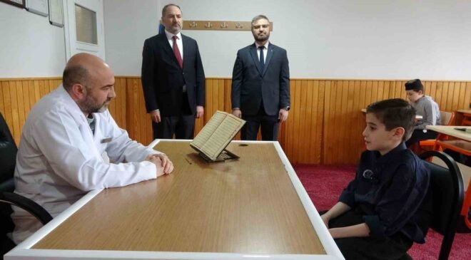 Kütahya’da 11 yaşındaki Ömer Sabri 8 ayda hafız oldu