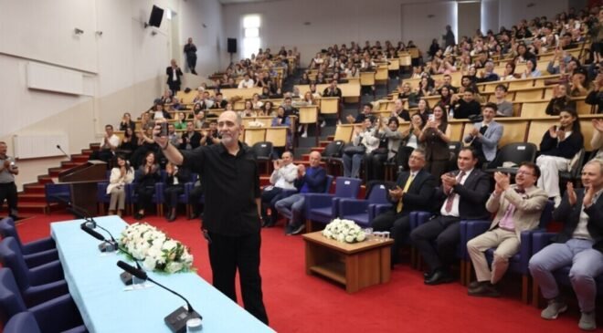 Kütahya’da “Neyin Peşindesin” konulu söyleşi