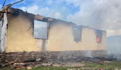 Kütahya’da sobadan çıkan yangında yaşlı kadın hayatını kaybetti