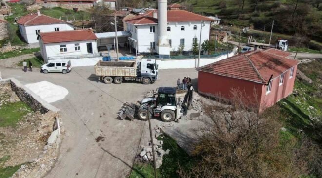 Mahalleli istedi, Başkan Hamamcı harekete geçti