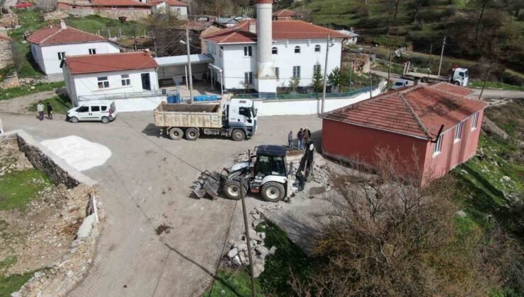 Mahalleli istedi, Başkan Hamamcı harekete geçti