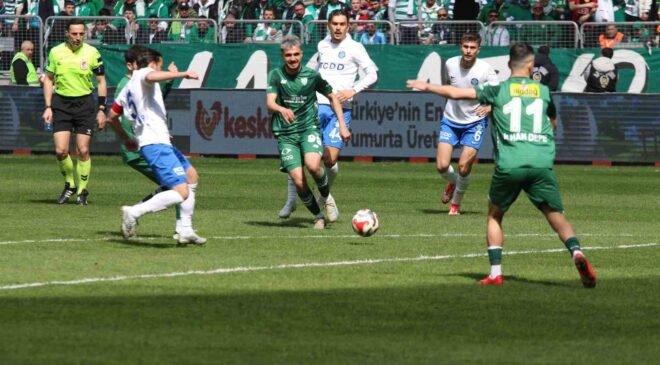 Nesine 2. Lig: Ankara Demirspor: 0 – Bursaspor: 1 (İlk yarı)
