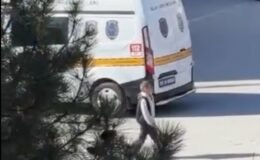 Okul tuvaletinde silah ve tehdit notu bulundu