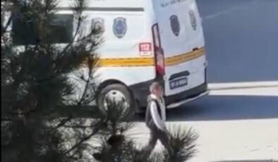 Okul tuvaletinde silah ve tehdit notu bulundu