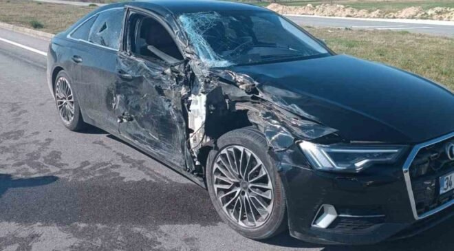 Otomobille patpat çarpıştı: 2 yaralı