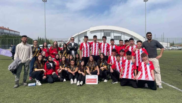 Pazarlar Spor Lisesi krikette Türkiye finallerinde