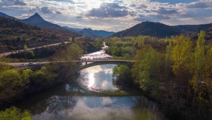 Sakarya Nehri’nin eşsiz manzarası havadan görüntülendi