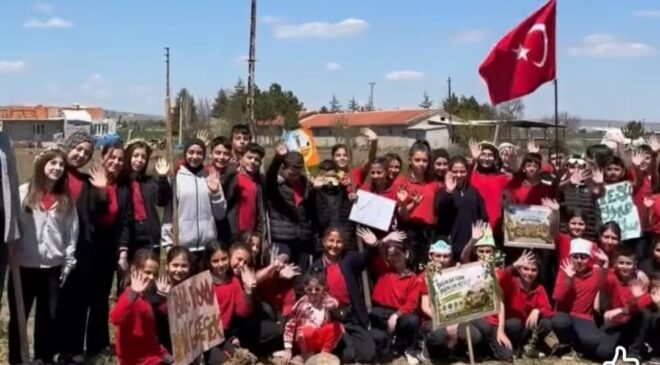 Şuhut’ta ‘Benim Okulum Geleceğe Çare Yeşil Vatan’ etkinliği