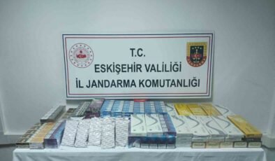 Şüpheli şahsın araçında gümrük kaçağı sigara ve nargile tütünü ele geçirildi