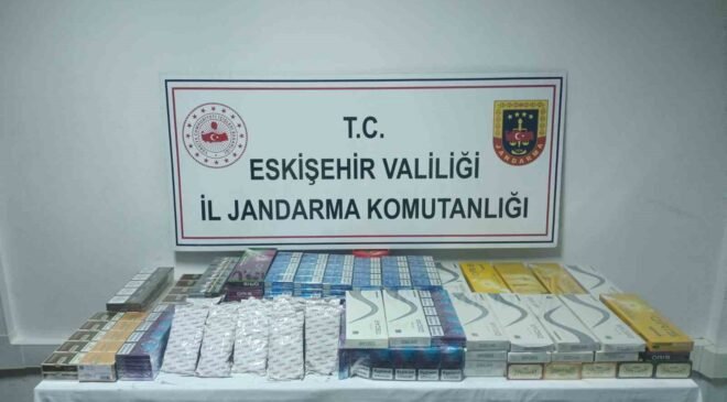 Şüpheli şahsın araçında gümrük kaçağı sigara ve nargile tütünü ele geçirildi