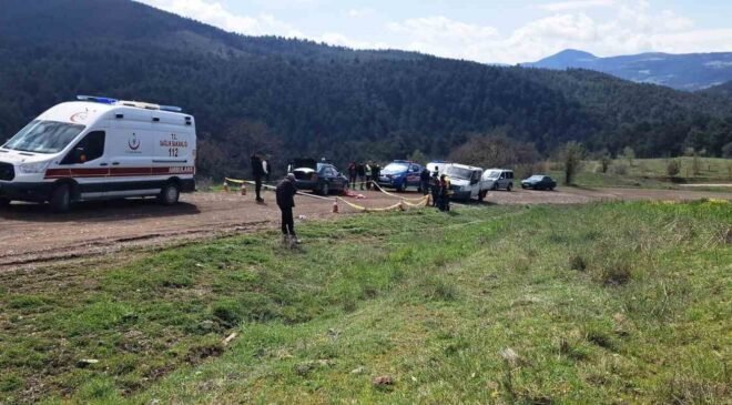 Tamir etmeye çalıştığı aracının altında kalan şahıs hayatını kaybetti