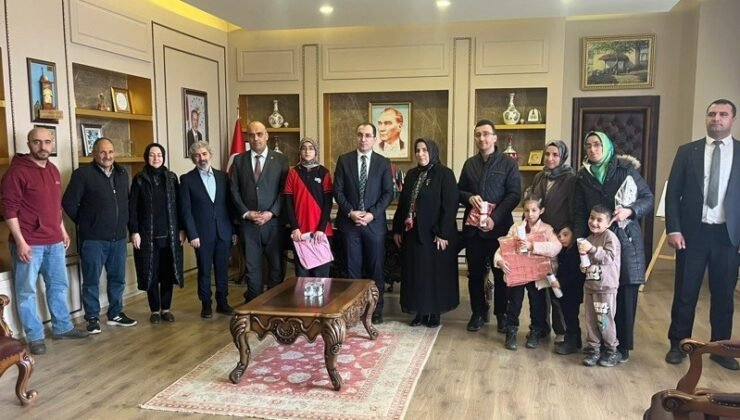 Tavşanlı’da en çok kitap okuyanlar ödüllendirildi