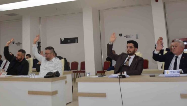 Üyelerin istediği ’İhale ve doğrudan temin dosyaları’ gelmemesi tartışması Meclise taşındı