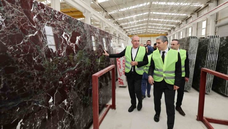 Vali Aktaş: “İscehisar mermeri dünyanın dört bir yanında yapıları süslüyor”
