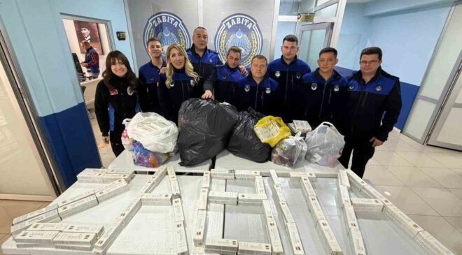 Zabıta ekipleri güzellik salonlarına yaptığı denetimde son kullanma tarihi geçen bin 500 ürüne el koydu