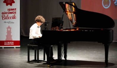 2. Uluslararası Ayva Çiçeği Piyano Festivali’nde 6 ülkeden gelen genç piyanistler hünerlerini sergiledi