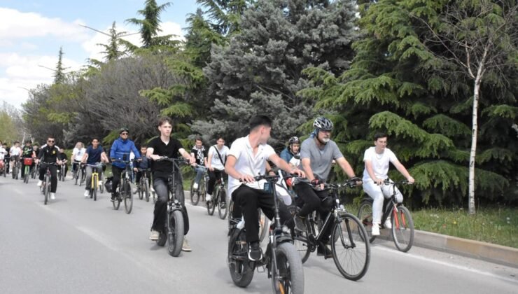 EOSB Teknik Kolej 19 Mayıs Ruhuyla Pedalladı