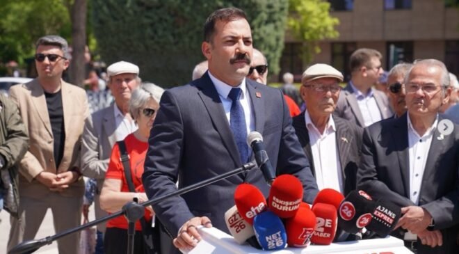 CHP Eskişehir’den 19 Mayıs Töreni: Talat Yalaz’dan “Millet Egemenliği” Vurgusu