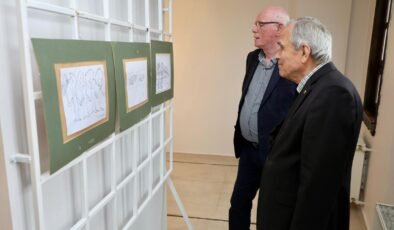 Eskişehir’de Gelecek Atölyesi Öğrencilerinin Karikatürleri Sanatseverlerle Buluştu