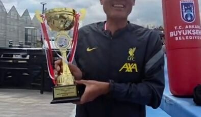 Eskişehirli Atlet Cenk Algın Ankara Yarı Maratonu’nda Şampiyon Oldu
