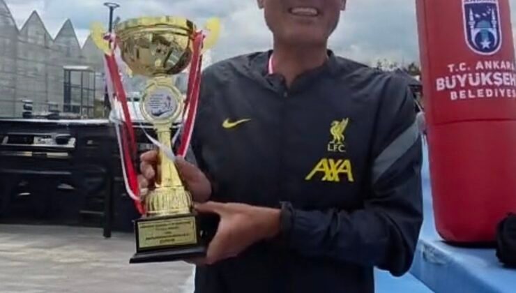 Eskişehirli Atlet Cenk Algın Ankara Yarı Maratonu’nda Şampiyon Oldu