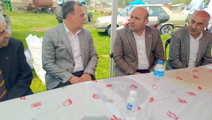 MHP’liAyhan Sezer, Şehitler İçin Düzenlenen Mevlid Programına Katıldı
