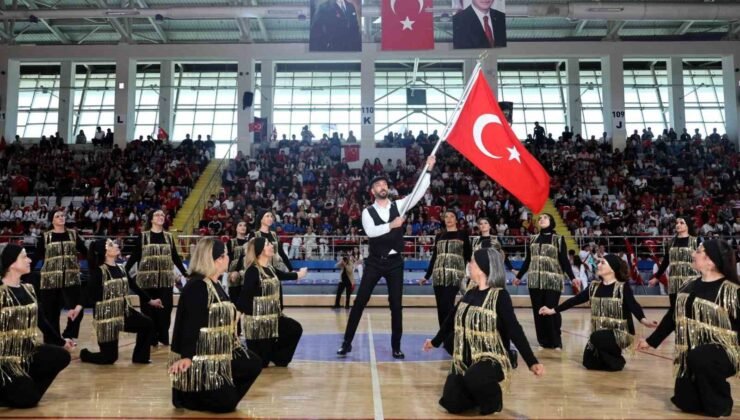 Afyonkarahisar’da 19 Mayıs coşkusu